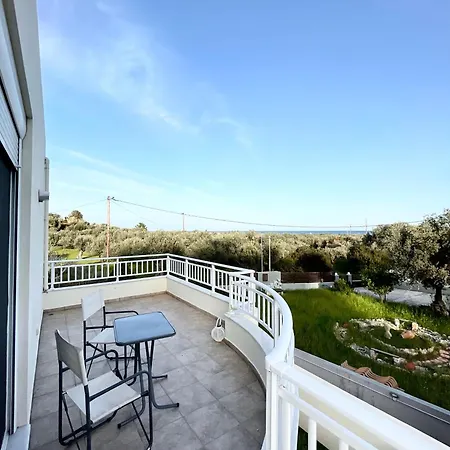 Marilia Relaxing Home, Сasa de vacaciones *