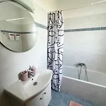 Marilia Relaxing Home, Case de vacanță